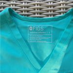 FIGS  Peridot Puff Sleeve‎ Scrub Top small nurse workwear hospital Photo 4