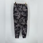 Spanx  Stretch Twill Jogger Pull On Camouflage Pant Women Size‎ medium Photo 5