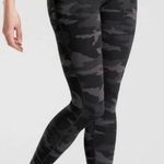 Athleta  Ultimate Stash Pocket Camo 7/8 Photo 0