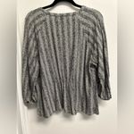 Valerie Bertinelli   Black and Beige Abstract Stripe Patterned Tunic Blouse Photo 1