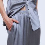 Madewell Straight-Leg Full-Length Pants in Satin Size Small Photo 3
