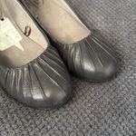 Life Stride Angel Black Pleated Flats Women’s Size 7.5 Slip On Round Toe Shoes Photo 2