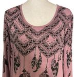 Vocal rhinestone graphic tunic top, ladies mauve medium tribal feather print Photo 1