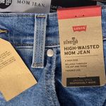 Levi's  silvertab the mom jeans size 30x27 Photo 1