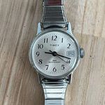 Timex Ladies Watch Vintage Mechanical Winding Stainless Dial and Stretch Band Photo 4
