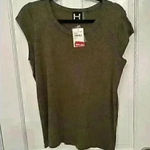 H by Bordeaux  olive Top‎ with buttons NWT size XS Photo 0