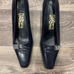 Salvatore Ferragamo  Vintage Italian Leather Pumps Size 8.5 Navy Blue Silver Logo Photo 1