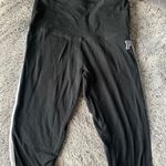 PINK - Victoria's Secret Cropped Yoga Leggings Photo 1