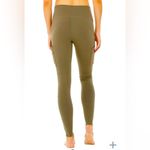 Alo Yoga NWT High Waisted Cargo Legging Dark Olive Green Size XXS Photo 2