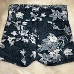 Old Navy  Active Shorts Photo 2