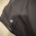 Lululemon Hotty Hot Short 2.5” Photo 2