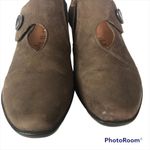 THINK! Medallion Keyhole Pump Heels Maryjanes Shoes Brown Size 6.5 Photo 2