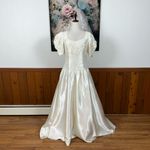 Beautiful Vintage 1980s/90s Michaelangelo Ivory Satin Wedding Gown! Size 16 Photo 2
