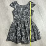 Betsey Johnson  • lace stretch cap sleeve fit and flare dress Photo 6