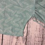 Torrid feather print chiffon side cinch blouse size 3x Photo 2