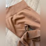 QQQ Brown Seamless High Photo 10