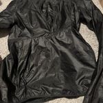 Lululemon  black packable windbreaker raincoat s/m Photo 4