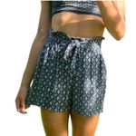 Hollister Shorts Women's small Ultra High Rise Floral Shorts Tie Waist Paper Bag Photo 0