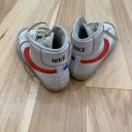 Nike  Blazers Sz 7Y trainers hightops sneakers shoes Photo 5