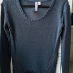 Alya Sweater Photo 0