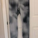Nike  One Dri-Fit 7/8 Leggings in Shades of Grey Photo 1