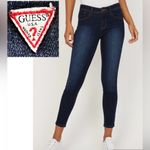 Guess Women’s Sz 27 Beyla Curvy Mid Rise Skinny Jeans Photo 1