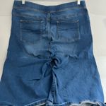 Gloria Vanderbilt  Avery All Around Slimming Capri Denim Capris  Photo 3