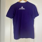 Gildan Emerald City Lights Oz Winery, Wamego Kansas, Purple T- shirt, size S, Wicked Photo 1