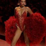 Victoria's Secret Red Lace teddy Photo 0