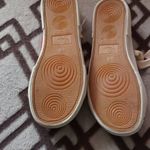 City sneaks Red Size 6 Photo 4