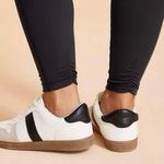 Target Viral exclusive Blogilates Crisscross High-Rise Black Leggings Photo 2