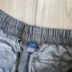 Old Navy Old Navy Grey Stretch Waist Cuffed Hem OG Chino Shorts Size Large Photo 2