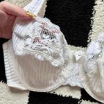 Valentino Garavani NWT Vintage 90s Valentino Intimo White Nylon Lace Bra 34D Photo 2