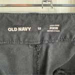 Old Navy black high rise Pixie never fade pants size 12 Photo 3
