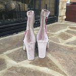 Steve Madden Boho Embroidered Taupe Gray Velvet Ankle Boots heels funky new Photo 4