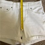Levi's NWT LEVI’S White Denim Mid length Shorts Size 26 Photo 9