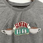 Friends Central Perk T Photo 3