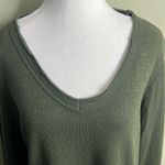 Able long sleeve snap closure cuffs v Photo 2