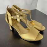 Easy Street Flash T-Strap Heeled Sandal Women’s Gold Sz 7N Narrow Fit Photo 3