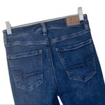 American Eagle Women's Jeans AEO Super High Rise Distressed Jegging Size 2 Short Photo 3