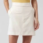 Athleta  Cream Vienna Cargo Skort Size 10 EUC Photo 0
