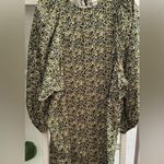 H&M NWT  Black Yellow floral
Voluminous Balloon Sleeve A Line Dress. Photo 10