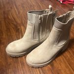 No Boundaries Women's Beige Chelsea Boots Photo 1
