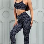 BEST SELLER Sexy Grey Charcoal Leopard Print Activewear Set Gray Photo 5