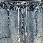 Celebrity Pink  pants Photo 3