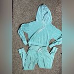 No Boundaries  velour sweatsuit Photo 1