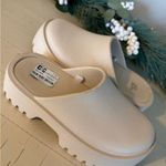 Wild Fable Platform Mules size 7 Photo 0