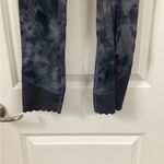 Lululemon  Athletica Black Tie-Dye Scalloped Leggings Photo 1