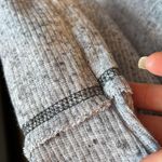 Twenty Second Speckled Gray Top Long Sleeve Polyester Linen Spandex Cute with Leggings Photo 8