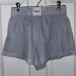 Princess Polly  shorts Photo 3